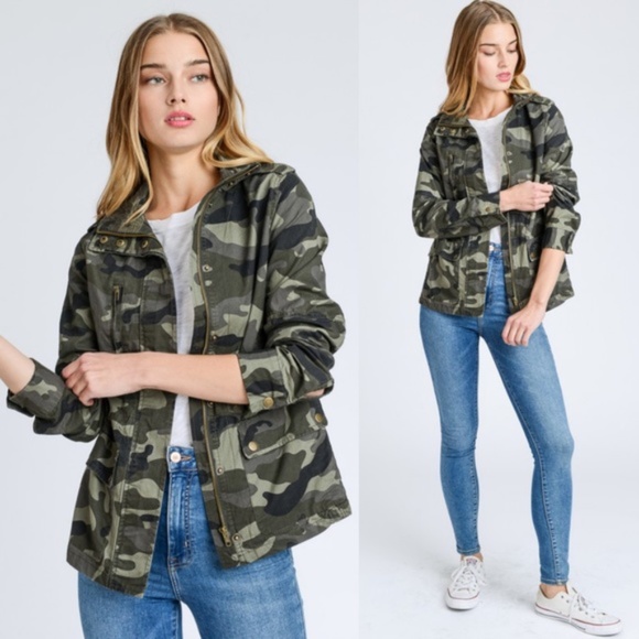 BellanBlue Jackets & Blazers - Olive Green Camo Military Cotton Anorak Jacket Coat